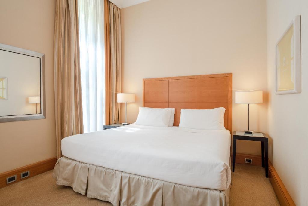 Двухместный (Классический двухместный номер с 1 кроватью или 2 отдельными кроватями, бесплатная поздняя регистрация отъезда до 14:00) отеля Hotel Capo d'Africa, Рим