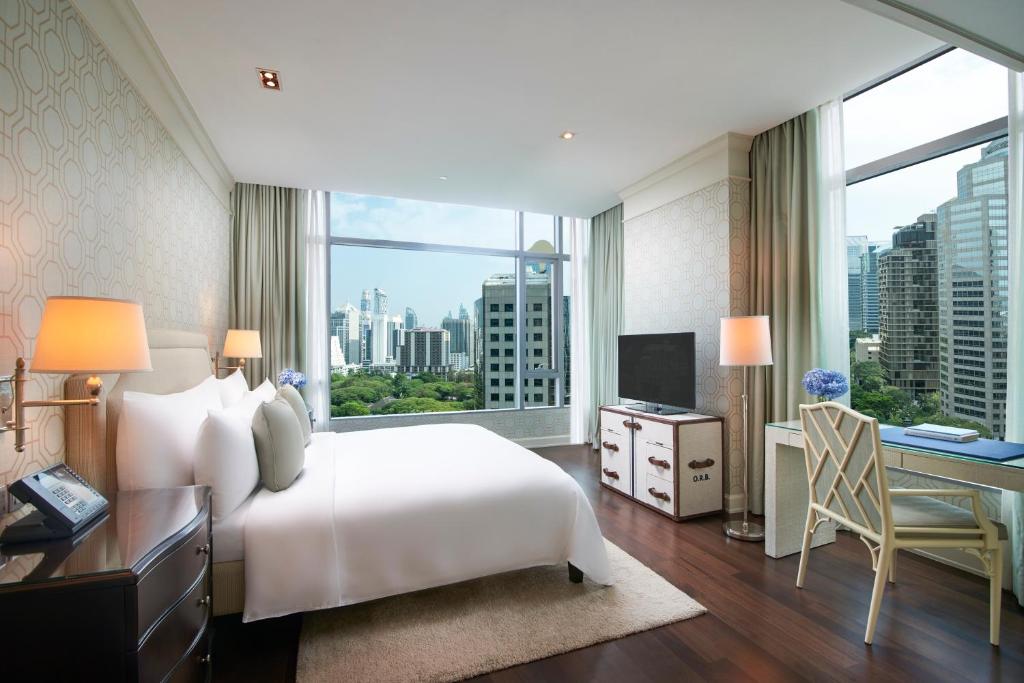 Сьюит (Люкс «Премьер» с 2 спальнями) отеля Oriental Residence Bangkok, Бангкок