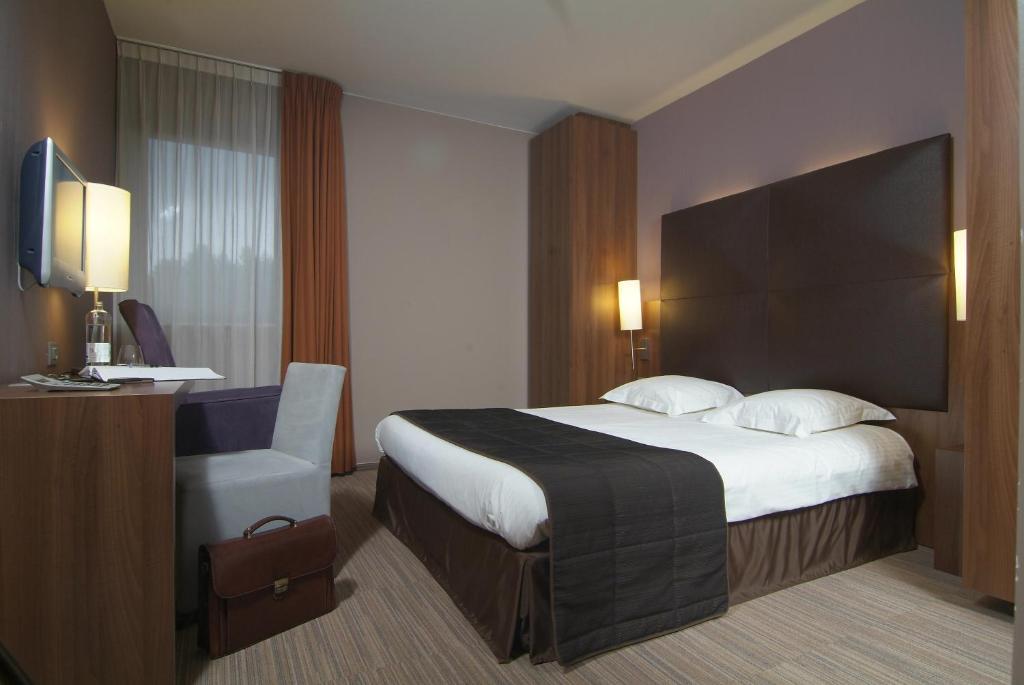 Двухместный (Двухместный номер с 1 кроватью или 2 отдельными кроватями) отеля Hotel Stiemerheide, Генк
