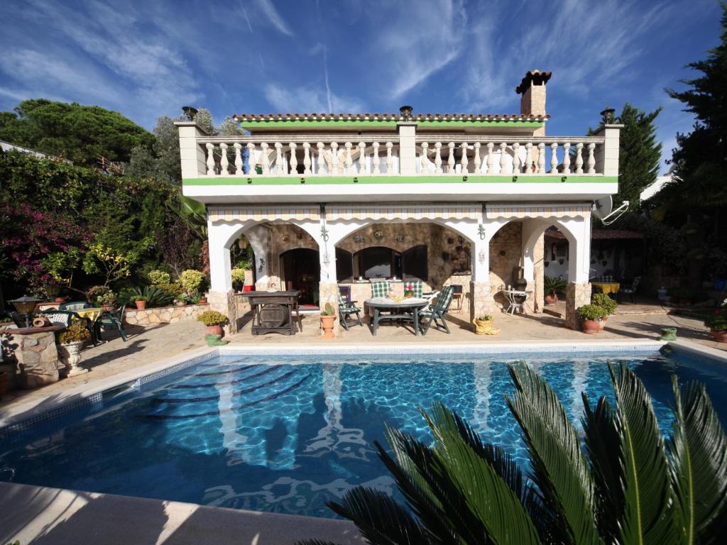 Villa La gaviota with pool