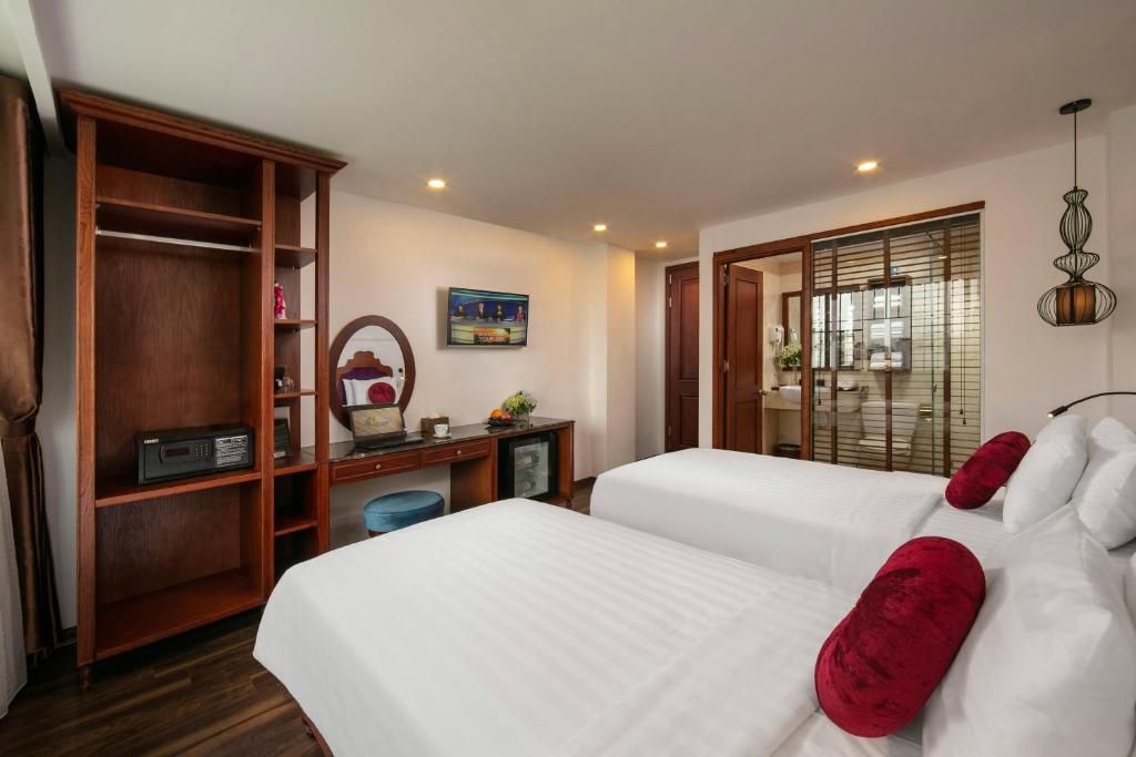 Двухместный (Двухместный номер Делюкс с 1 кроватью или 2 отдельными кроватями) отеля Vision Premier Hotel & Spa, Ханой