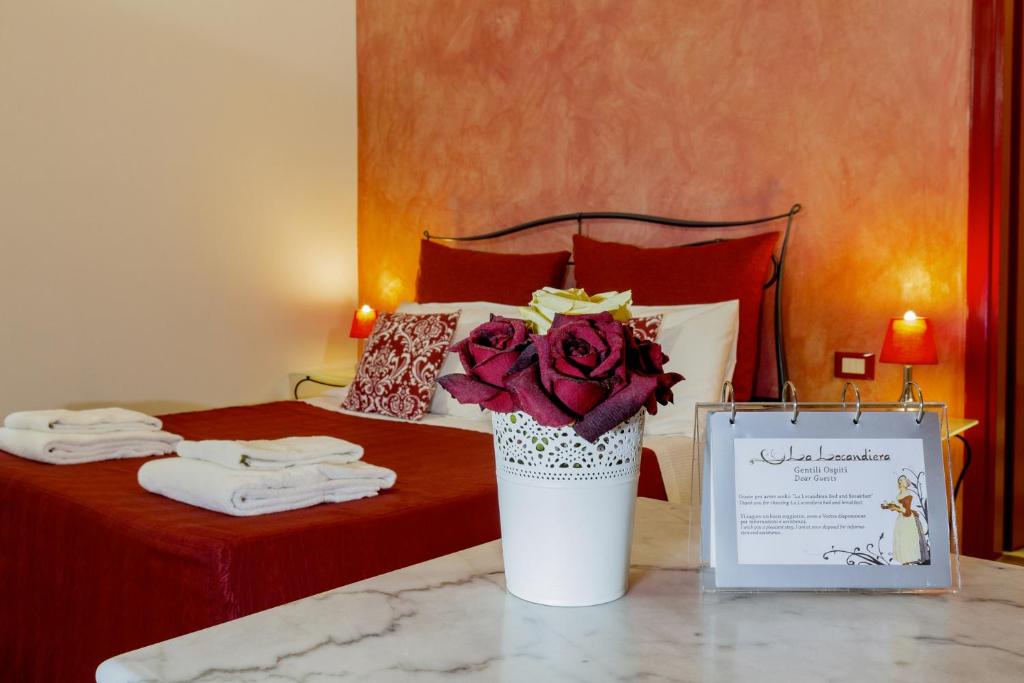 Двухместный (Стандартный двухместный номер с 1 кроватью или 2 отдельными кроватями) отеля La Locandiera, Флоренция