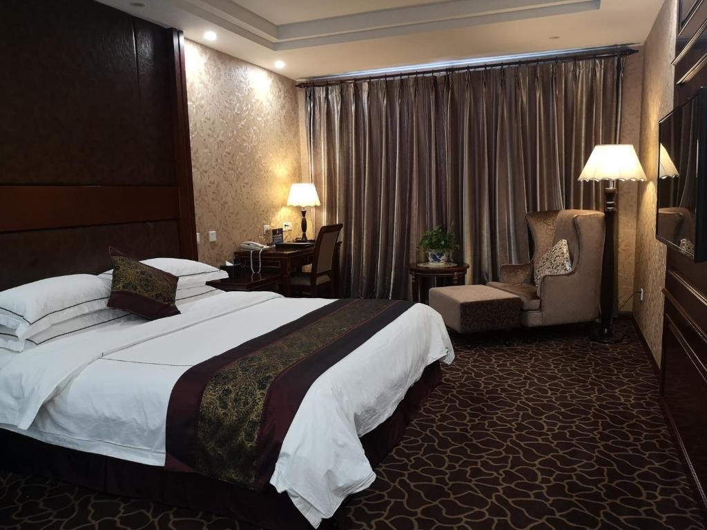 Двухместный (Executive King Room-China Mainland citizens with Chinese ID card only), Beijing Commercial Business Hotel