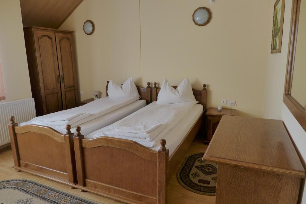 Двухместный (Двухместный номер с 2 отдельными кроватями) гостевого дома Pensiunea Ana Maria, Дева