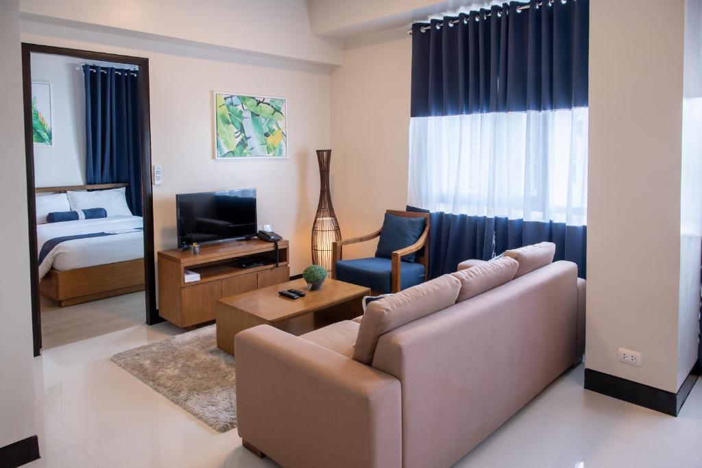 Сьюит (Семейный люкс), C Suites at Mactan Newtown