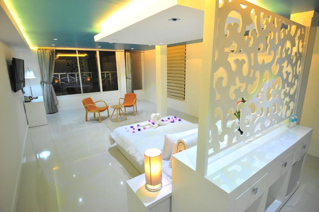 Сьюит (Люкс Diamond), Boracay Ocean Club Beach Resort