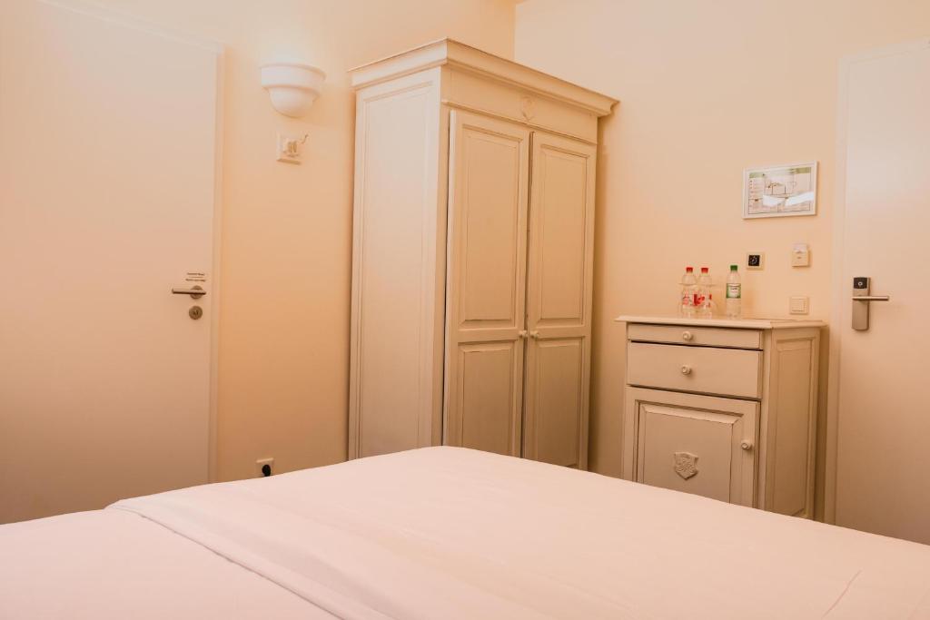 Двухместный (Классический двухместный номер с 1 кроватью) отеля Hotel Villa Marstall, Гейдельберг