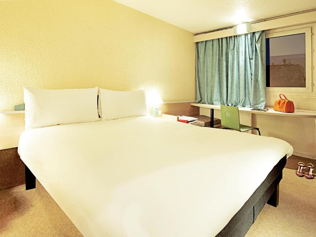 Двухместный (Стандартный двухместный номер с 1 кроватью) отеля Hotel ibis Guimaraes, Гимарайнш