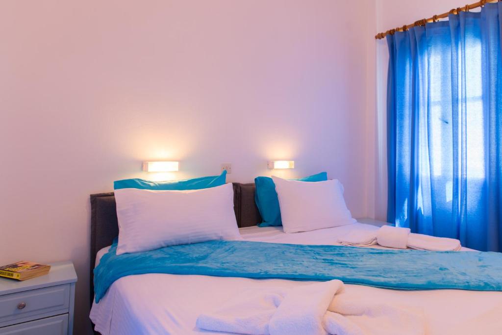 Двухместный (Двухместный номер с 1 кроватью и видом на горы) отеля Karma Hotel, Платис-Ялос