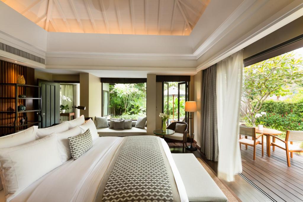 Вилла (Вилла «Лаян» с собственным бассейном, рядом с пляжем), Anantara Layan Phuket Resort