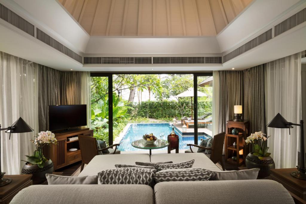 Вилла (Вилла «Лаян» с собственным бассейном, рядом с пляжем), Anantara Layan Phuket Resort