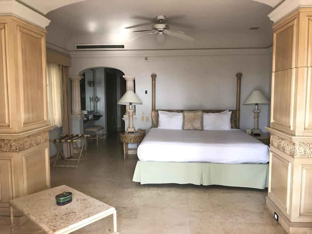 Двухместный (Deluxe King Breakfast Included) отеля Grand Isla Navidad Resort, Барра-де-Навидад