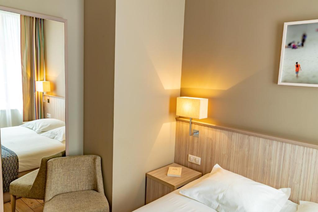 Двухместный (Двухместный номер с 1 кроватью или 2 отдельными кроватями и видом на море) отеля Antinéa, Сен-Мало