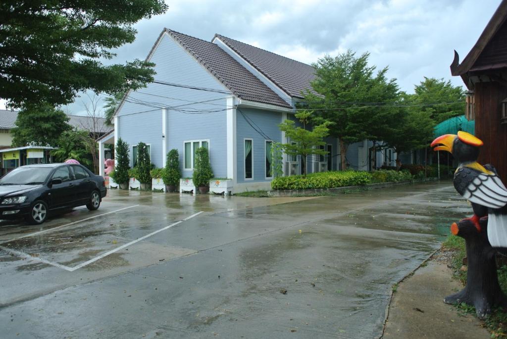 Курортный отель Baan Suan Resort Juree Punsuk, Супханбури