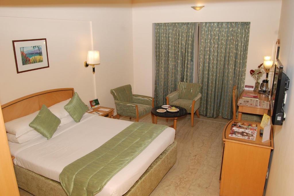 Двухместный (Стандартный двухместный номер с 1 кроватью) отеля Beverly Hotel, Ченнаи
