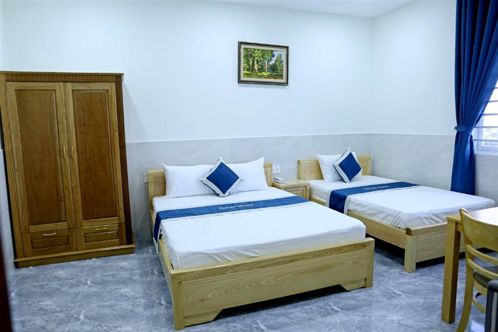 Двухместный (Просторный двухместный номер с 2 отдельными кроватями) отеля Tango Motel Da Nang, Дананг