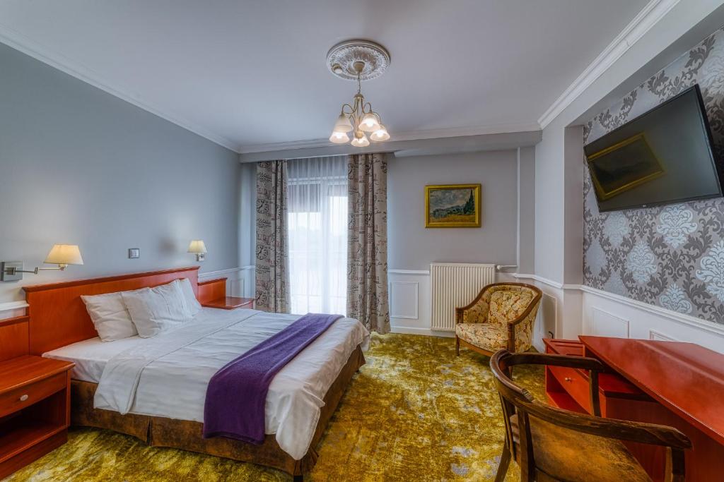 Двухместный (Двухместный номер с 1 кроватью или 2 отдельными кроватями) отеля Hotel Grand, Ченстохова