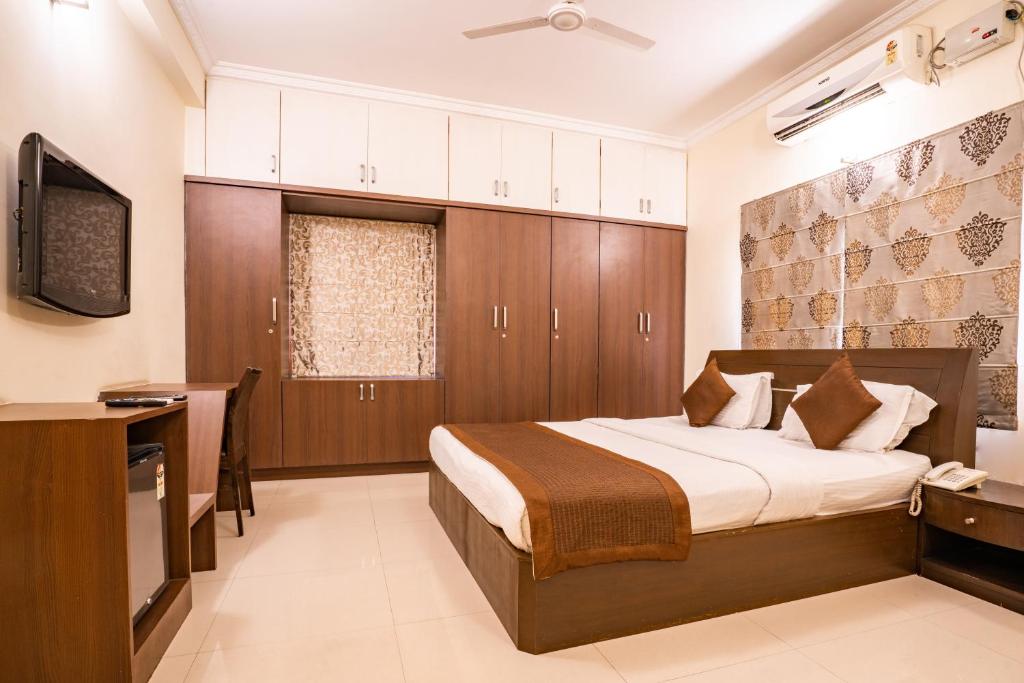Апартаменты Blueberry Service Apartments, Хайдарабад