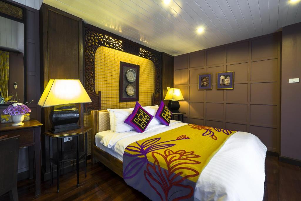 Двухместный (Королевская вилла с бассейном) курортного отеля Ndol Streamside Thai Villas, Сарабури