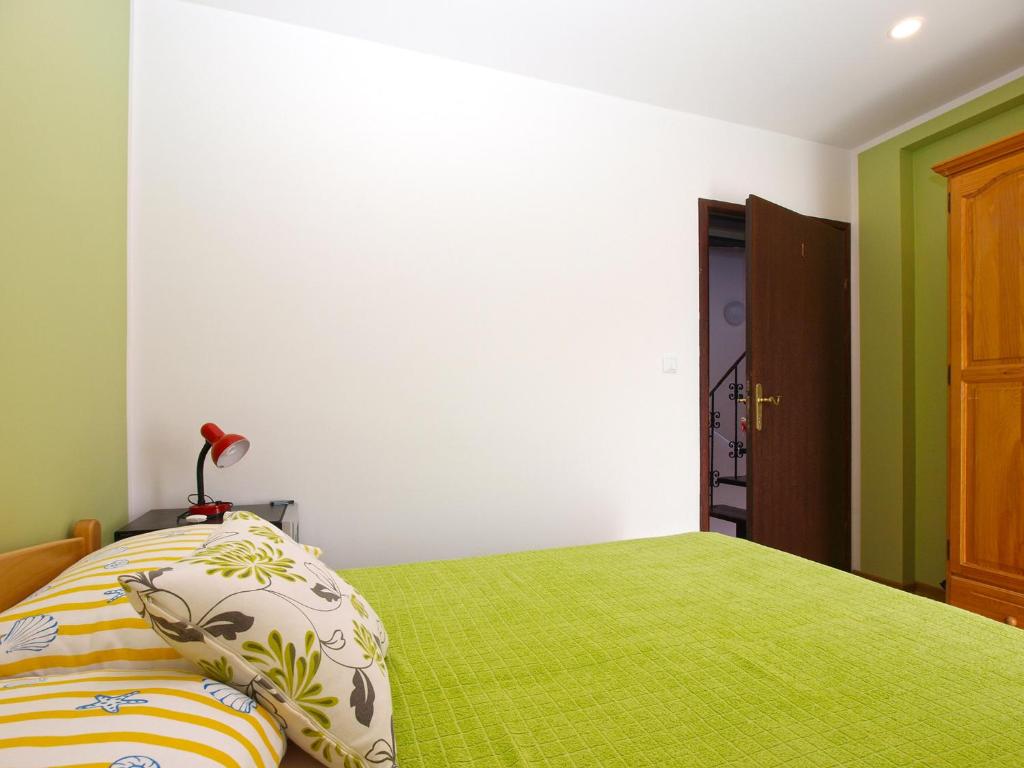 Двухместный (Двухместный номер с 1 кроватью и собственной ванной комнатой вне номера) гостевого дома Apartments Dragica 1251, Фажана