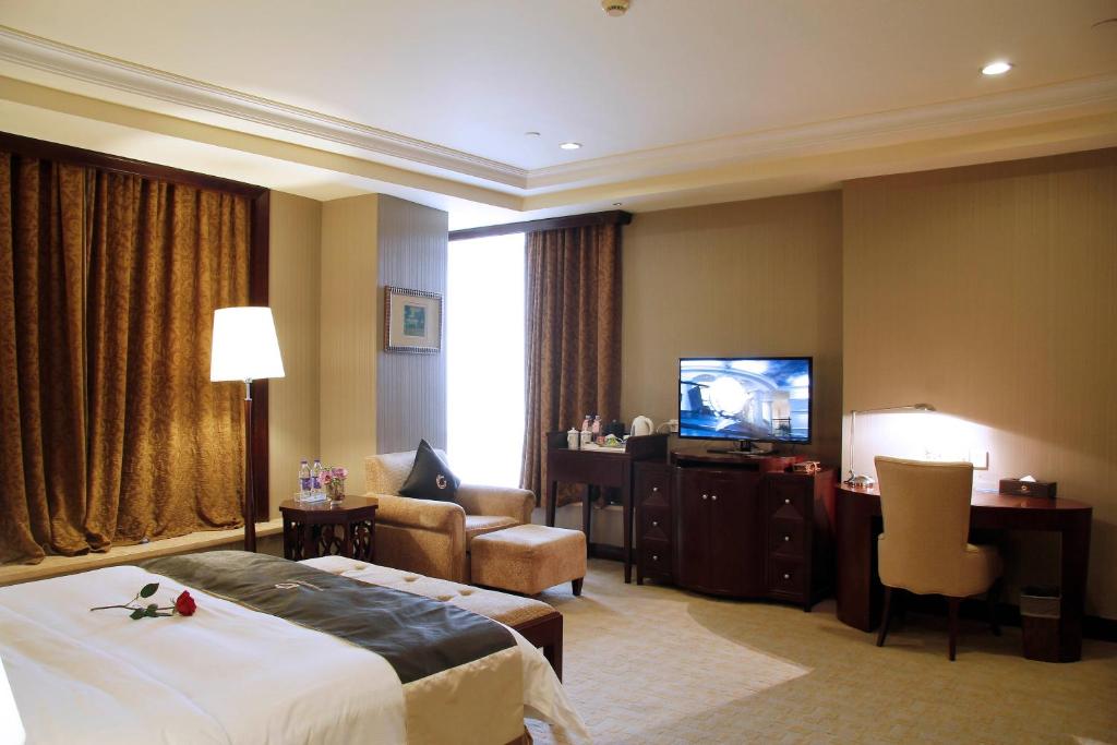 Двухместный (Улучшенный двухместный номер с 1 кроватью), The Royal Marina Plaza Hotel Guangzhou