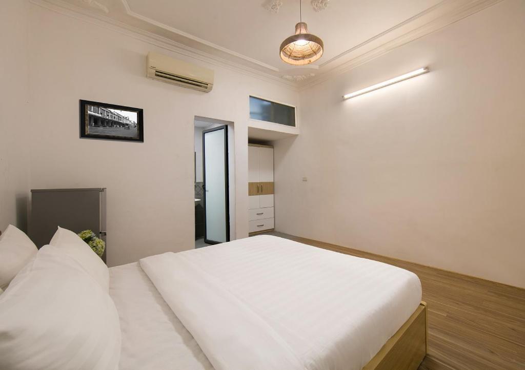 Двухместный (Номер Делюкс с кроватью размера «queen-size»), Hanoi Backpackersuite Hostel