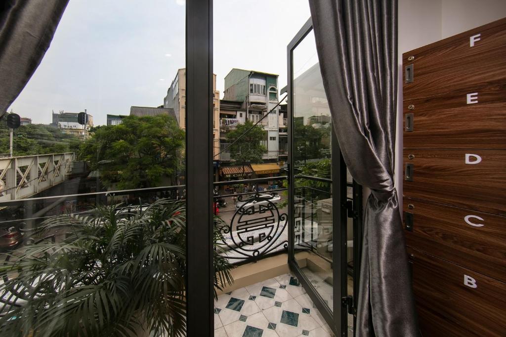 Номер (Кровать в общем 6-местном номере для женщин), Hanoi Backpackersuite Hostel