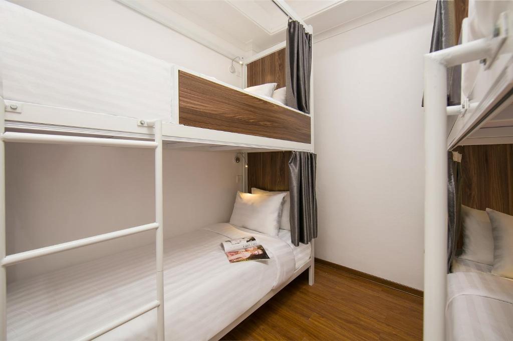 Номер (Кровать в общем номере для женщин с 4 кроватями) хостела Hanoi Backpackersuite Hostel, Ханой
