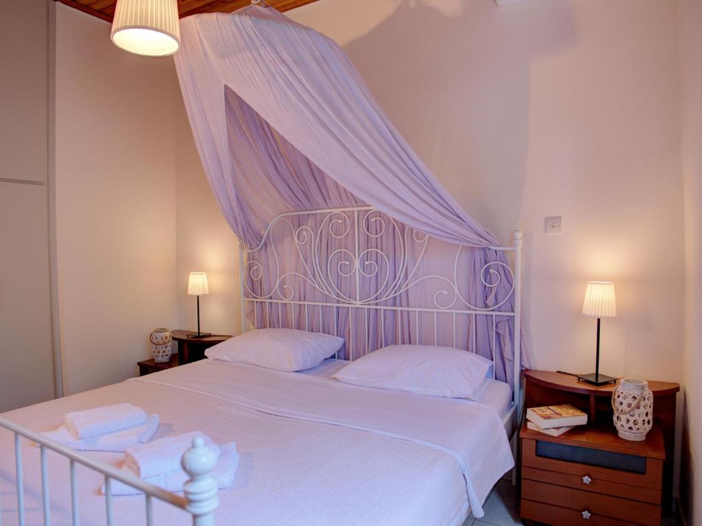 Номер (Дом с 3 спальнями) отеля Guesthouse Agia Triada, Корони