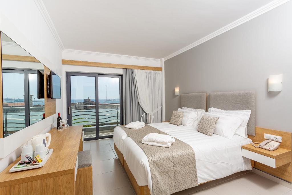 Двухместный (Двухместный номер с 1 кроватью с видом на море) отеля Rhodos Horizon City, Родос