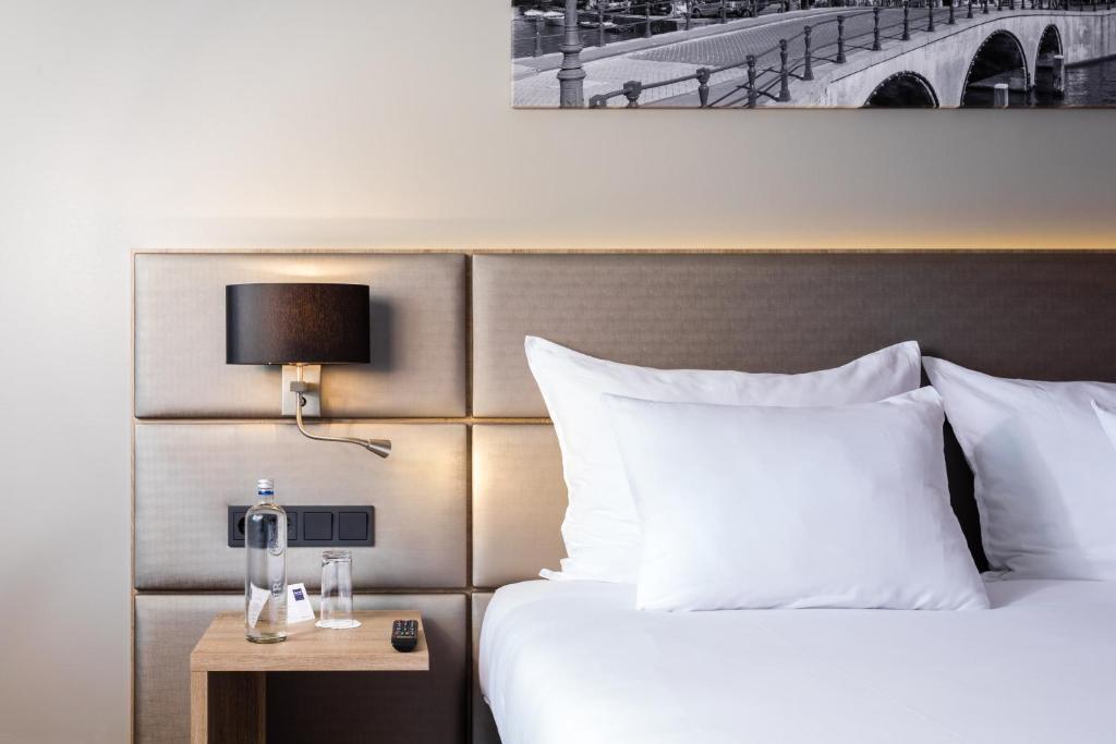 Двухместный (Номер Делюкс с кроватью размера «king-size») отеля Dorint Airport-Hotel Amsterdam, Амстердам