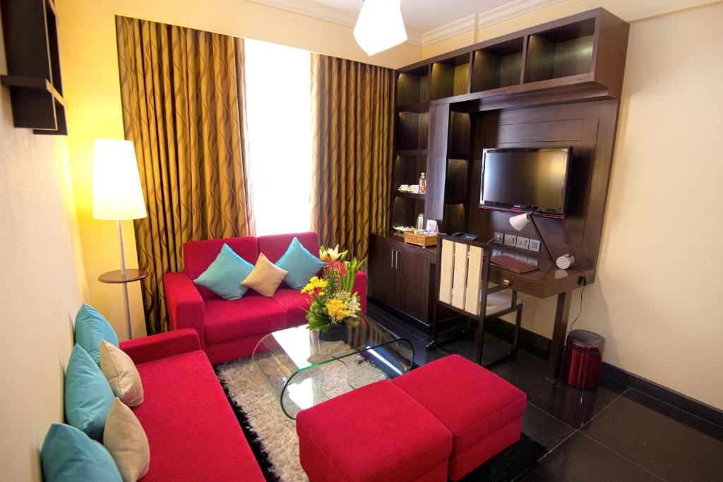 Сьюит (Executive Suite with 24 Hours Check-in & Check-out), Sterlings Mac Hotel