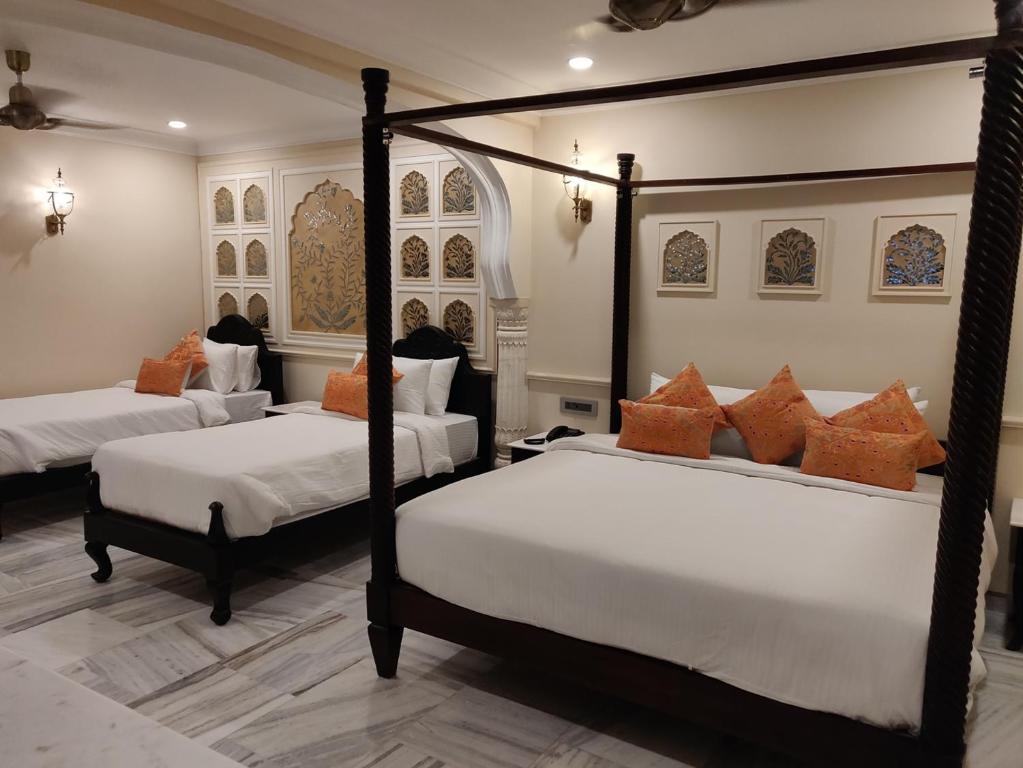Семейный (Семейный номер) отеля Laxmi Palace - A Heritage Home, Джайпур