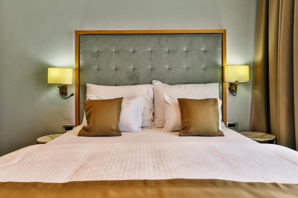 Двухместный (Улучшенный двухместный номер с 1 кроватью) отеля Hotel Lusso Mare, Будва