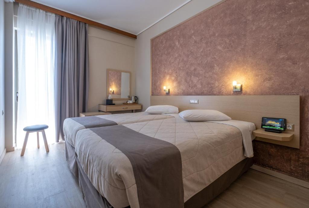 Двухместный (Двухместный номер с 2 отдельными кроватями и видом на Акрополь) отеля Acropolis View Hotel, Афины
