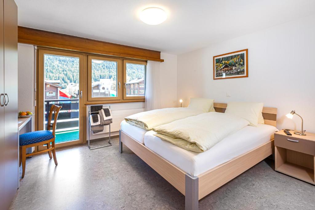 Двухместный (Двухместный номер с 1 кроватью или 2 отдельными кроватями) отеля Hotel Blinnenhorn, Локарно