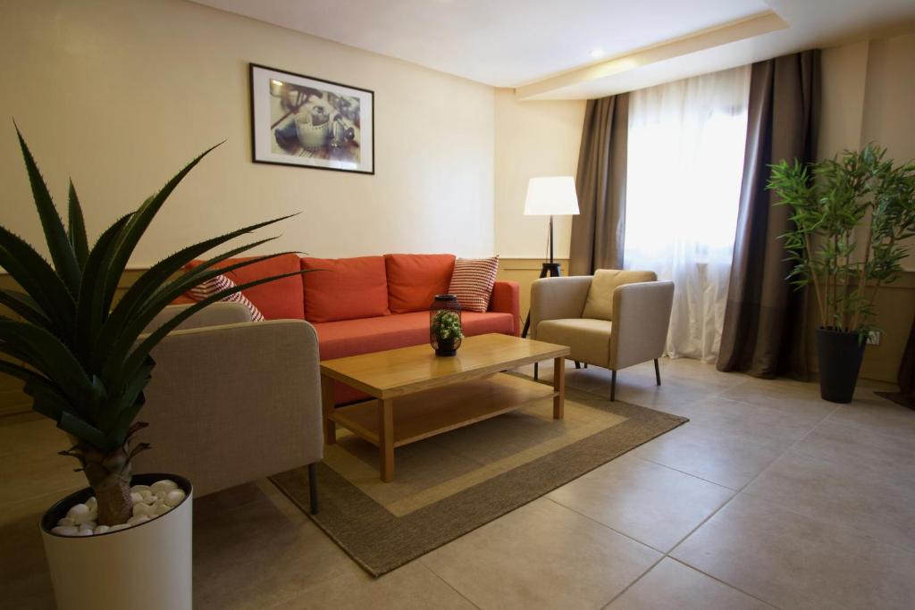 Апартаменты (Апартаменты Делюкс «Уютные») апарт-отеля Suite Loc, Касабланка
