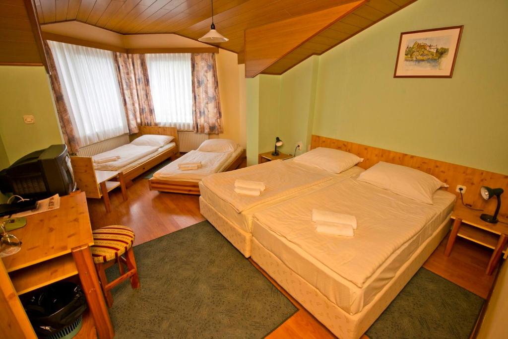 Трехместный (Трехместный номер «Комфорт») мотеля Motel Kod Bakija, Карловац