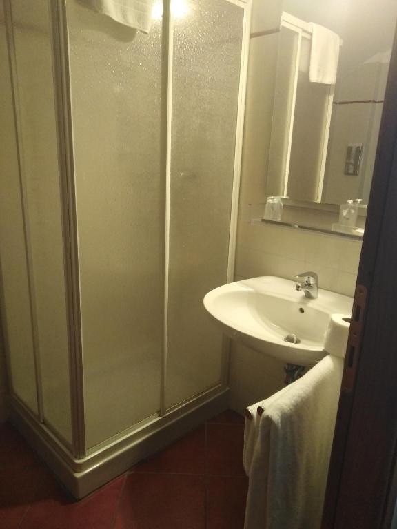 Одноместный (Одноместный номер с ванной комнатой) отеля Lizard Hotel, Комо