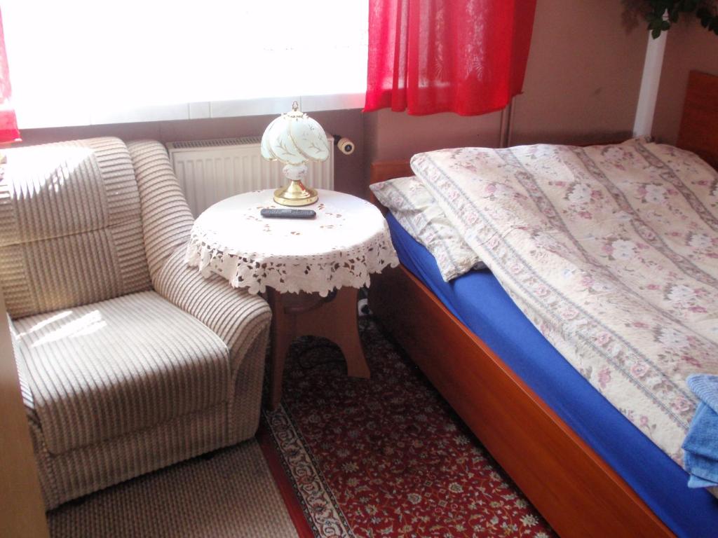 Двухместный (Двухместный номер с 1 кроватью и собственной ванной комнатой) отеля Noclegi16, Болеславец