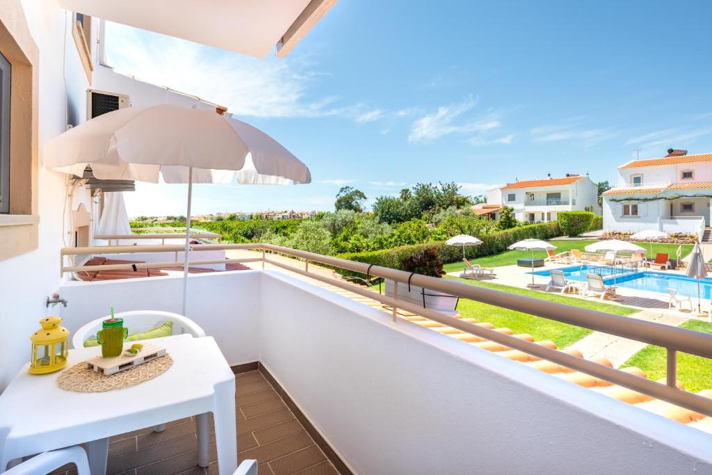 Апартаменты (Улучшенные апартаменты с 1 спальней), Apartamentos Flor da Laranja, Albufeira