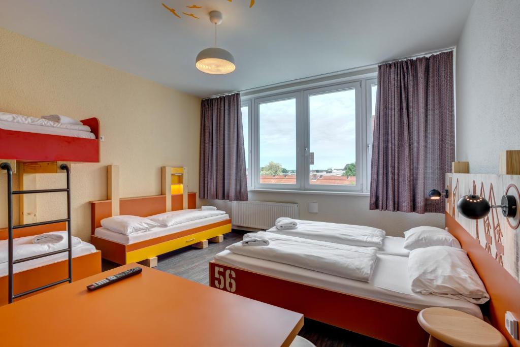 Номер (Пятиместный номер), MEININGER Hotel Hamburg City Center