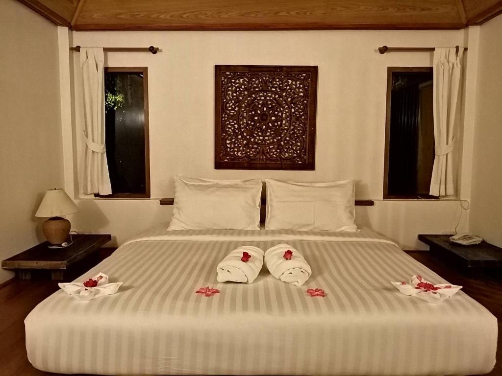 Номер (Улучшенный двухместный номер с 1 кроватью и видом на сад), Mooban Talay Resort