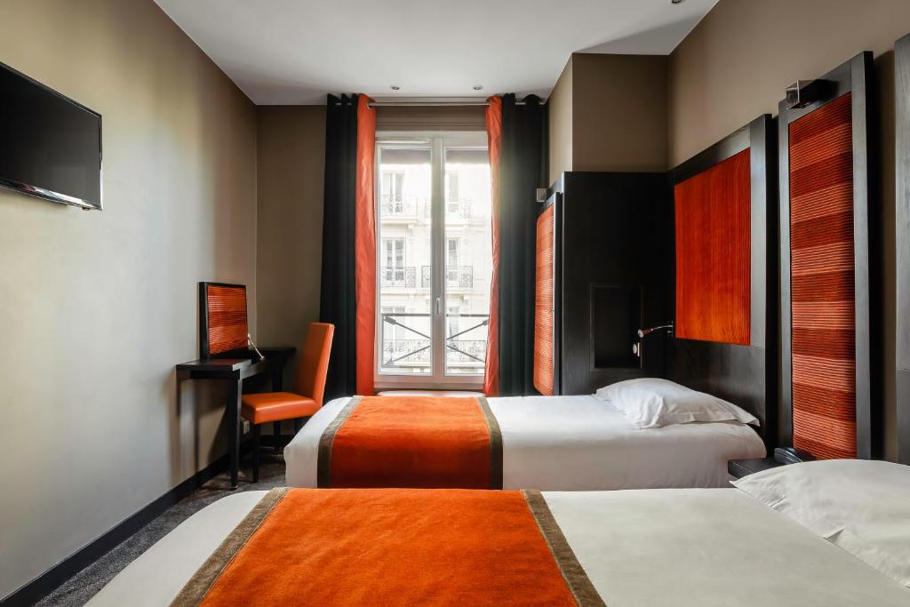 Двухместный (Классический двухместный номер с 2 отдельными кроватями) отеля Courcelles Etoile, Париж