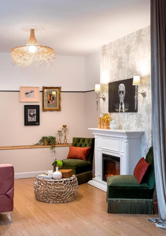 Апартаменты (Апартаменты в пентхаусе), The Pinnacle Athens