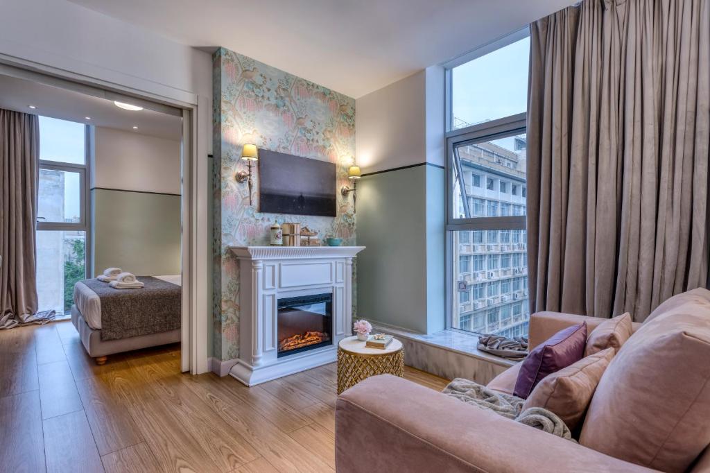 Сьюит (Улучшенный люкс), The Pinnacle Athens