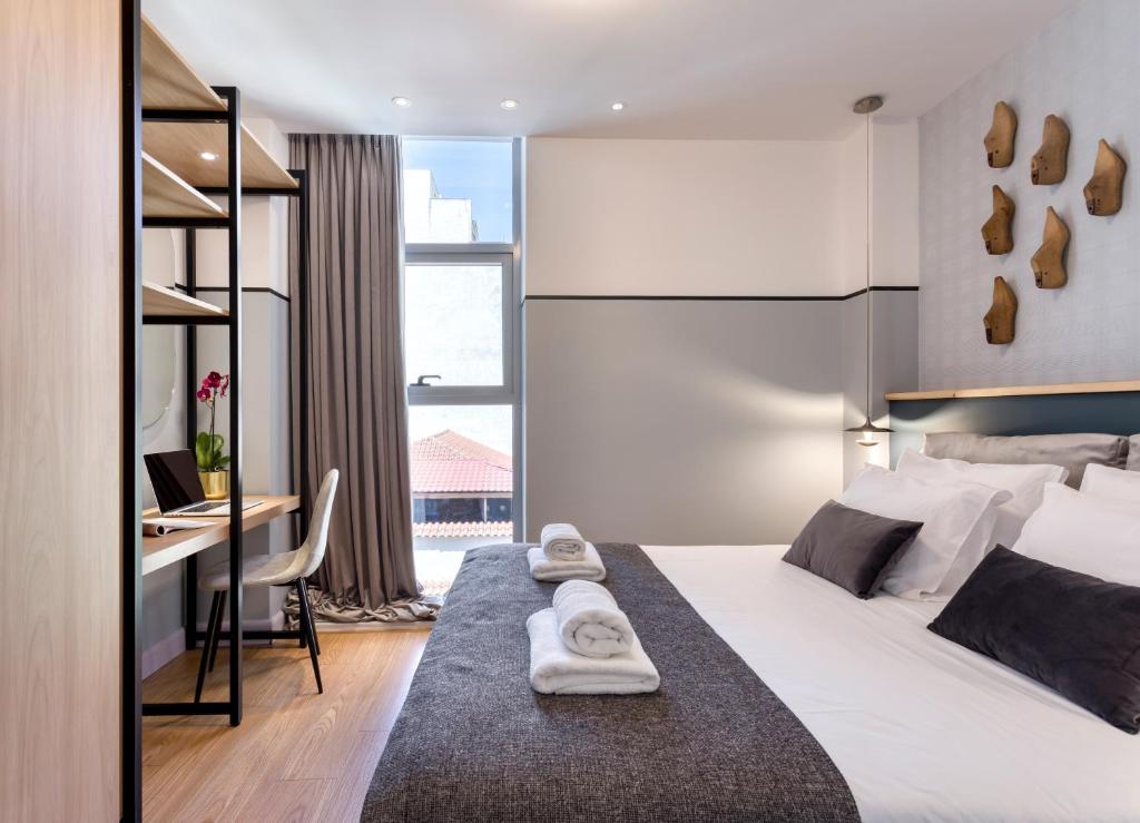 Сьюит (Улучшенный люкс), The Pinnacle Athens