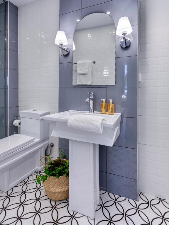 Двухместный (Бюджетный двухместный номер с 1 кроватью), The Pinnacle Athens