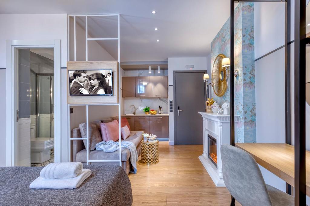 Сьюит (Номер-студио), The Pinnacle Athens