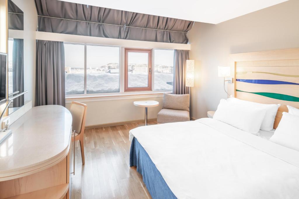 Двухместный (Номер «Премиум» с видом на фьорд) отеля Radisson Blu Royal Garden Hotel, Trondheim, Тронхейм